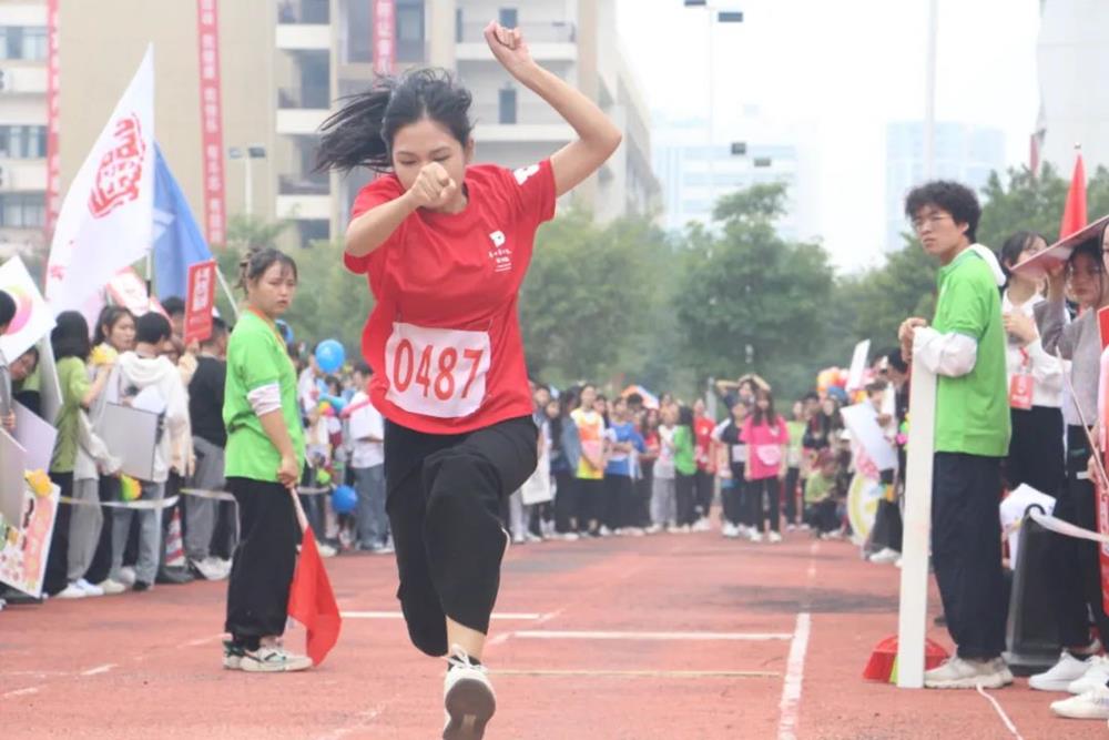 1ece4a58381a4d5f8e04078e445a324d.jpg