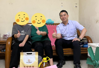 资助育人｜“走访传真情 云端送温暖”澳门沙金在线平台组织开展2024年暑假家庭经济困难学生线上线下慰问活动